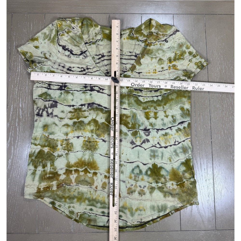 Lululemon Love Tee Shirt Womens 10/12 Green Tan Tie Dye V Neck Short Sleeve - Picture 3 of 8